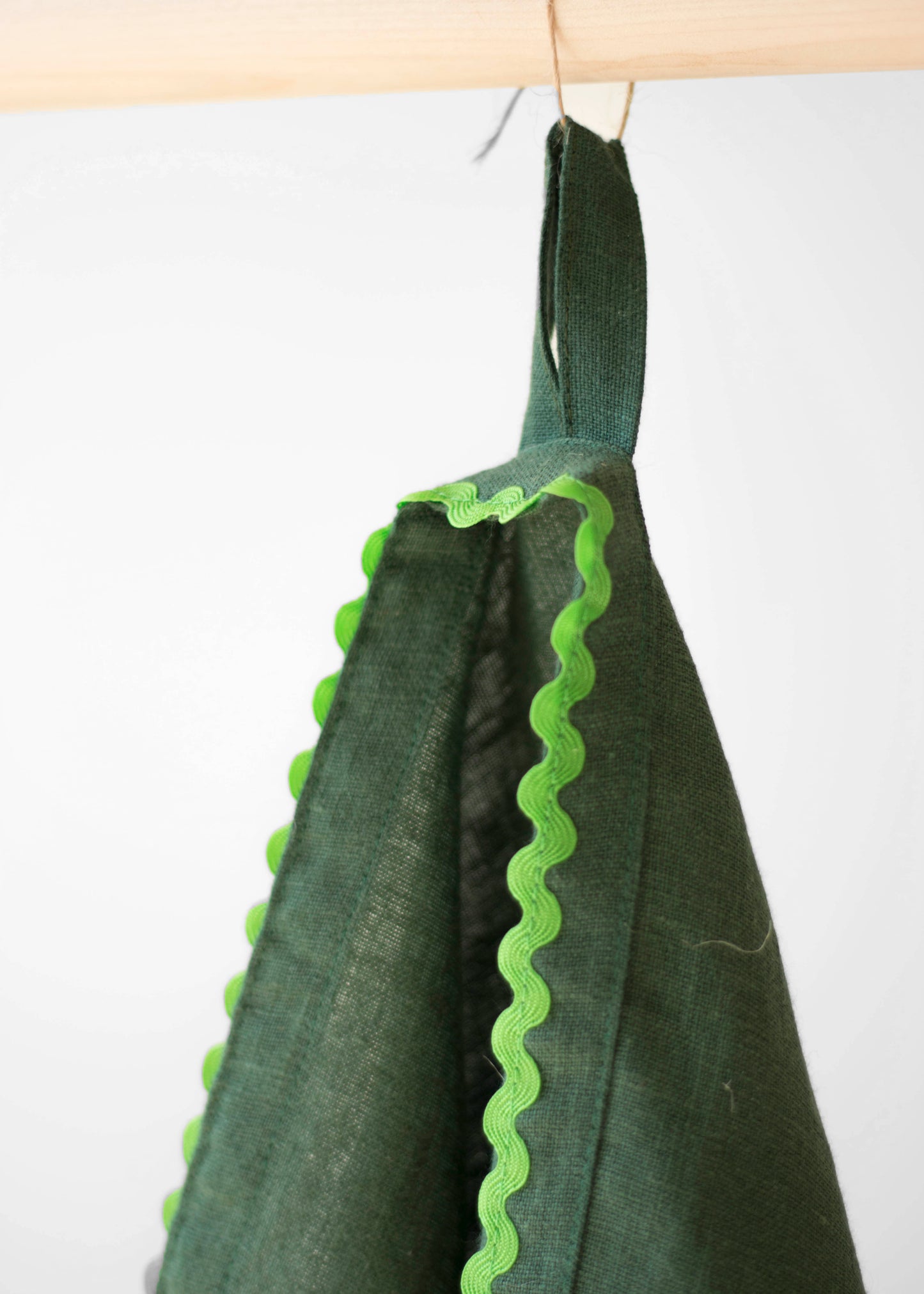 Emerald Green Linen Kitchen Towel With Green Ric Rac Trim