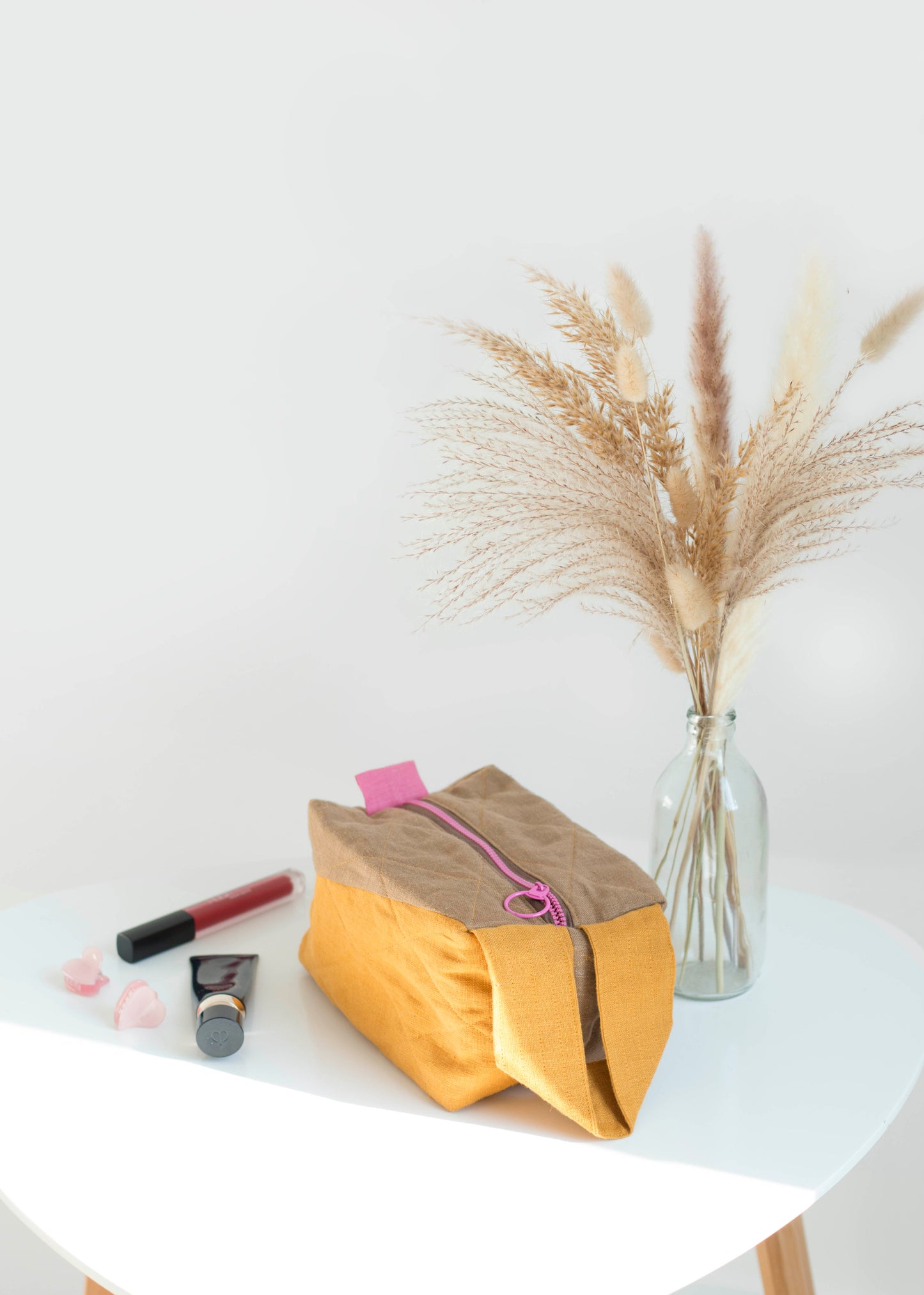 Caramel Sand | Linen Quilted Pouch