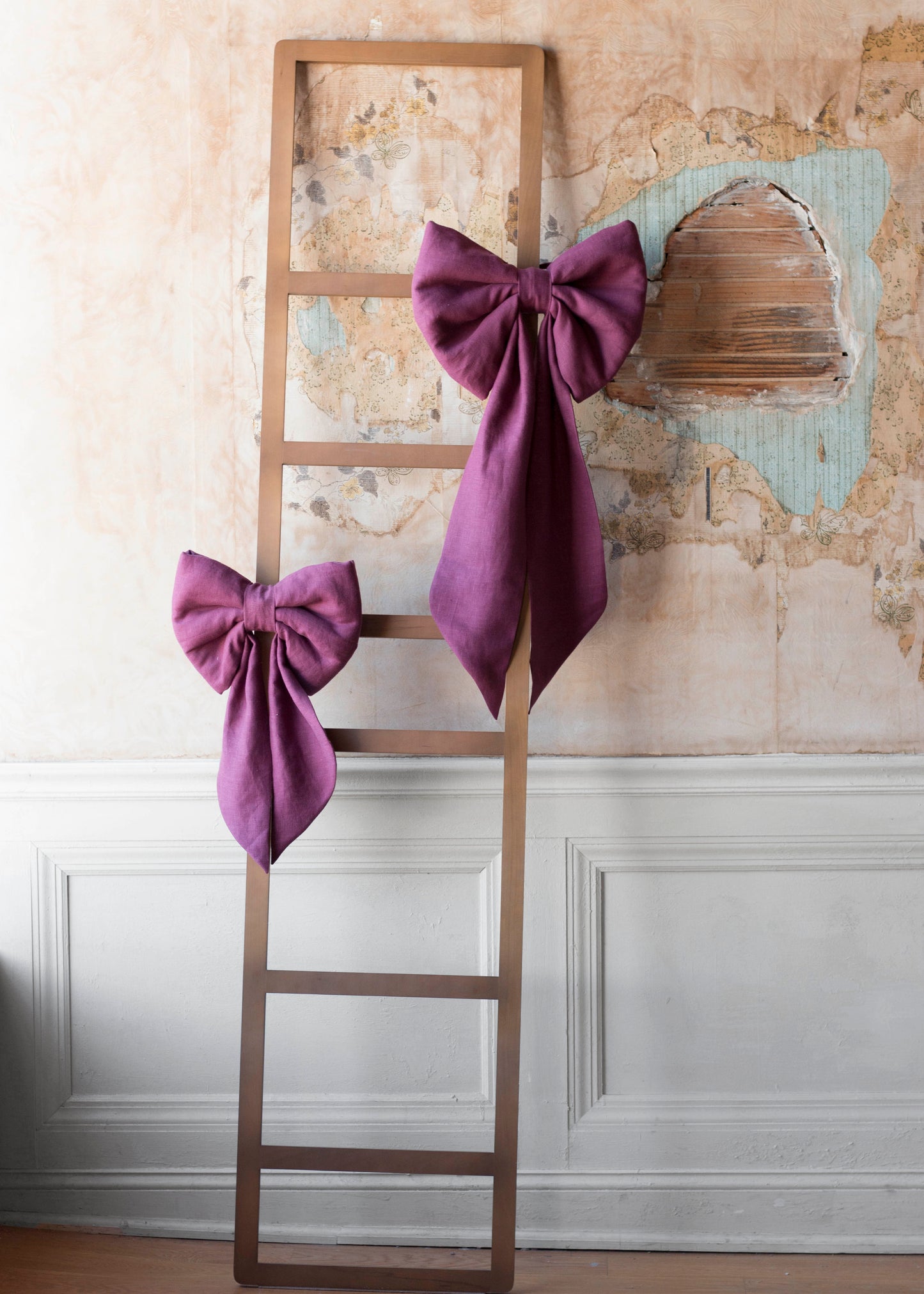 Giant Linen Bow Cherry