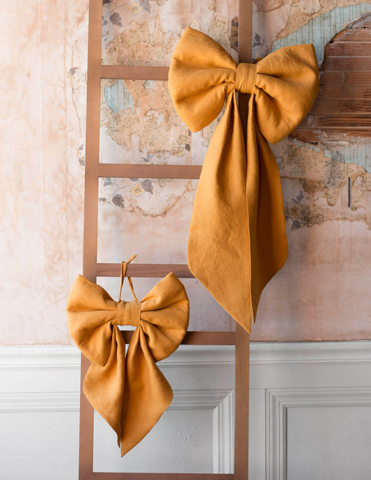 Sand Giant Linen Bow