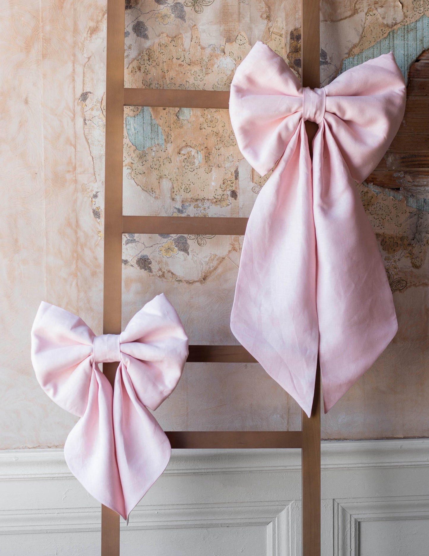 Pink Giant Linen Bow