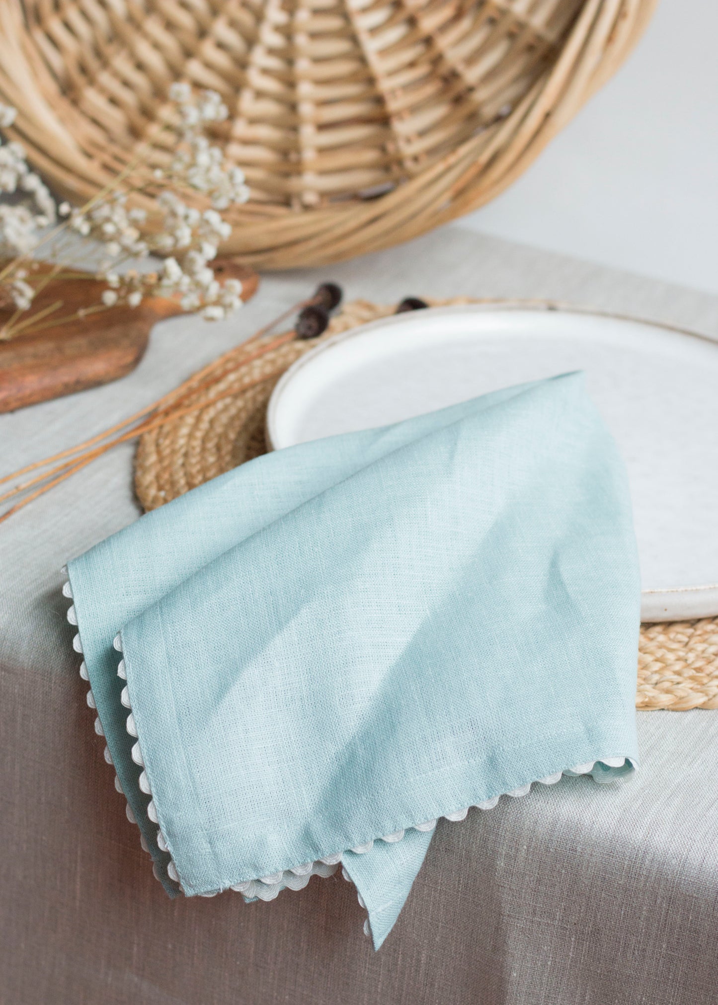 Set of 2 Blue  Linen Napkins With White Rick-Rack Trim