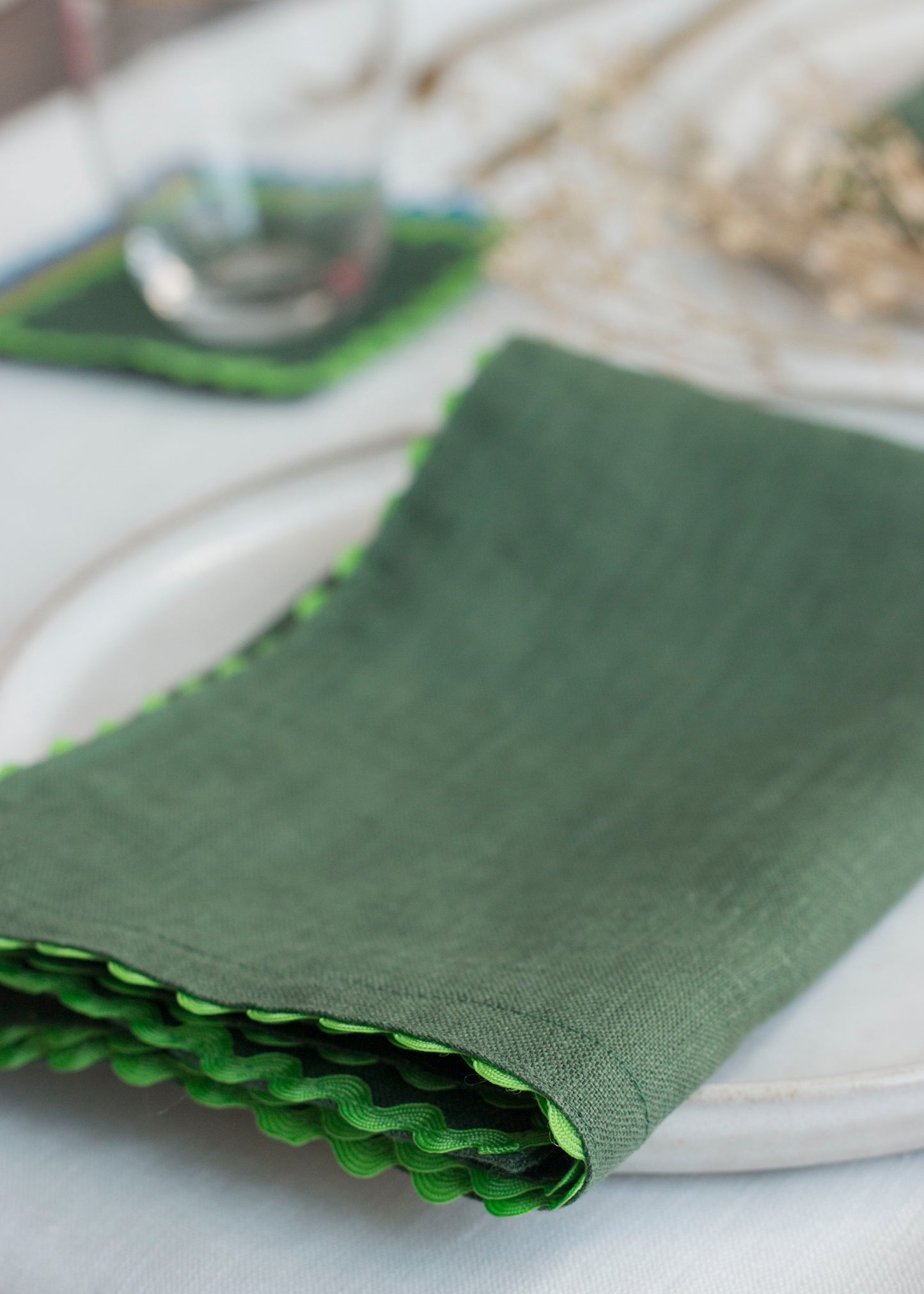 Set of 2 Emerald Green Linen Napkins With Green Rick-Rack Trim