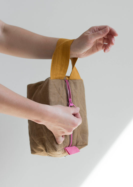 Caramel Sand | Linen Quilted Pouch