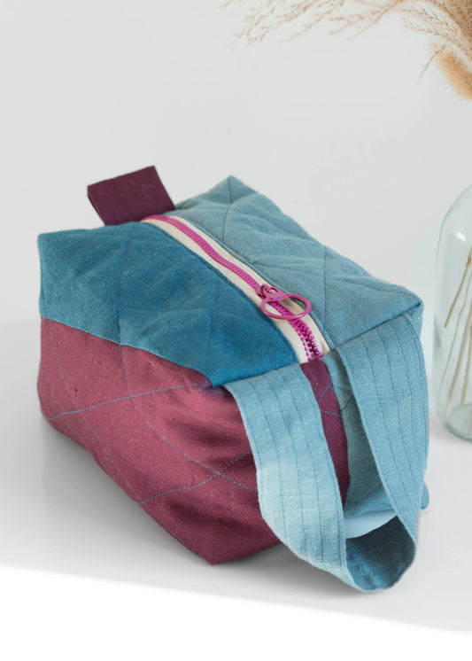 Blue Wine | Linen Quilted Pouch