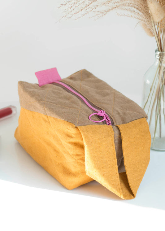 Caramel Sand | Linen Quilted Pouch