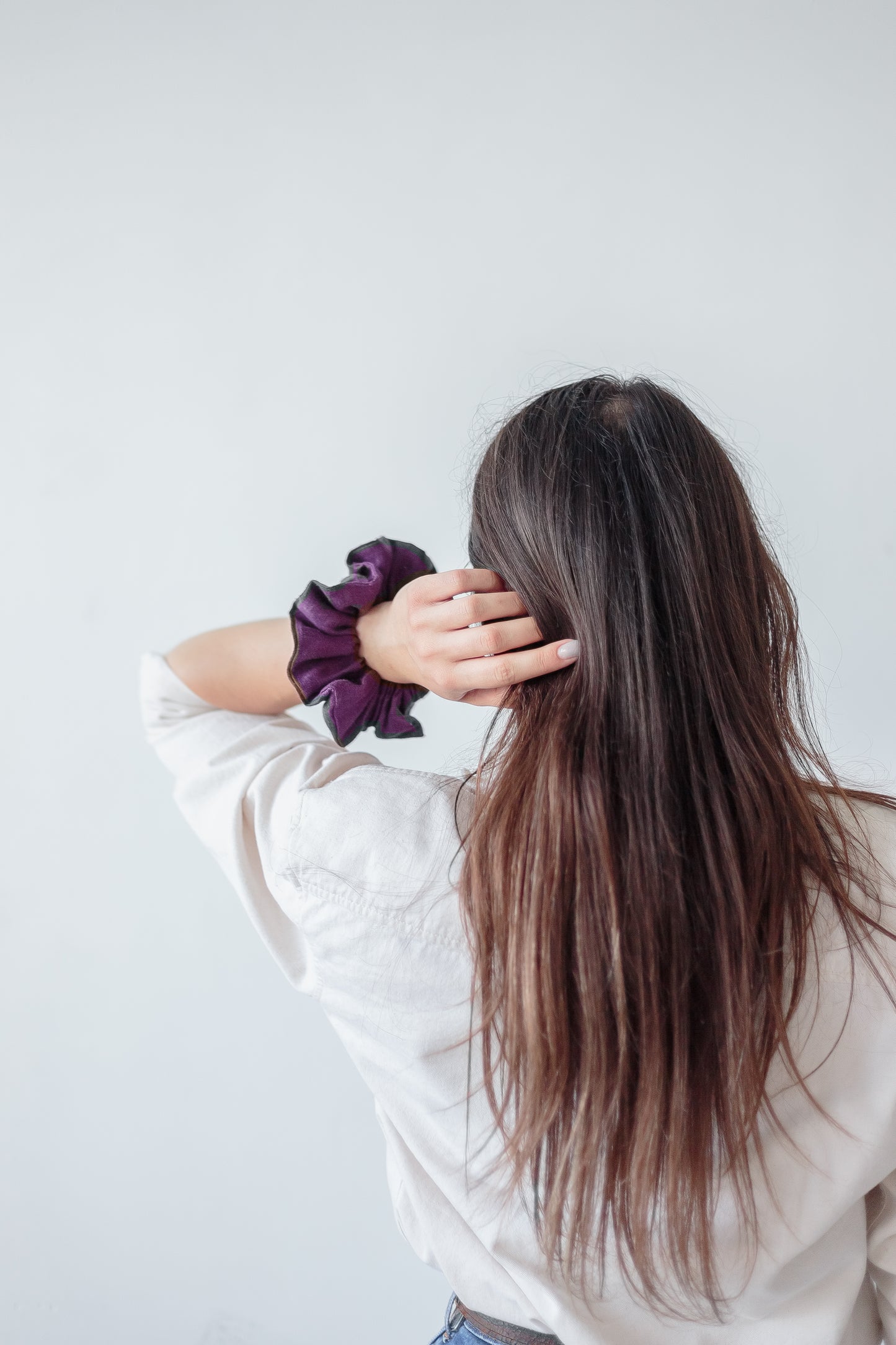 Linen Scrunchie Eggplant