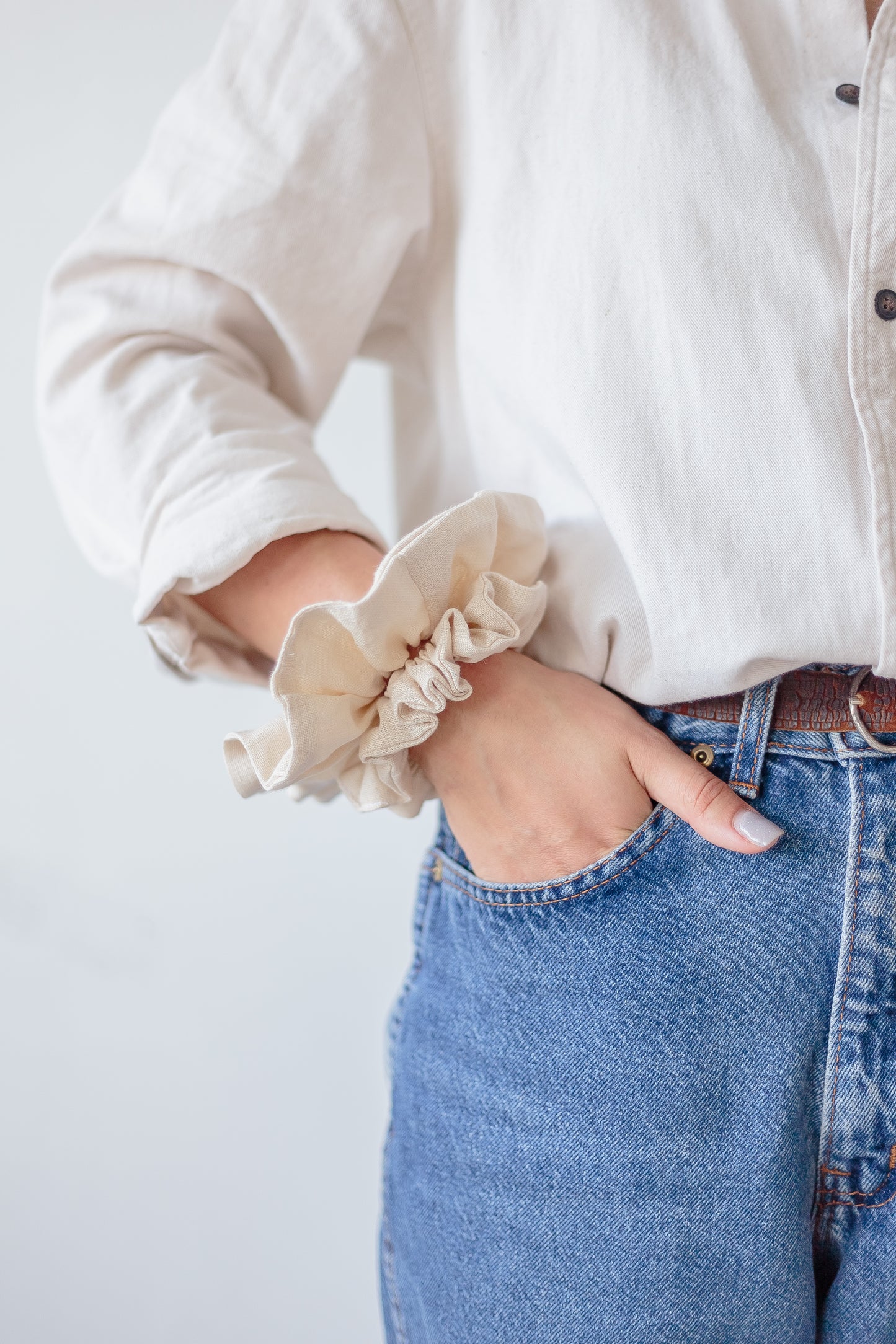 Linen Scrunchie Eggshell