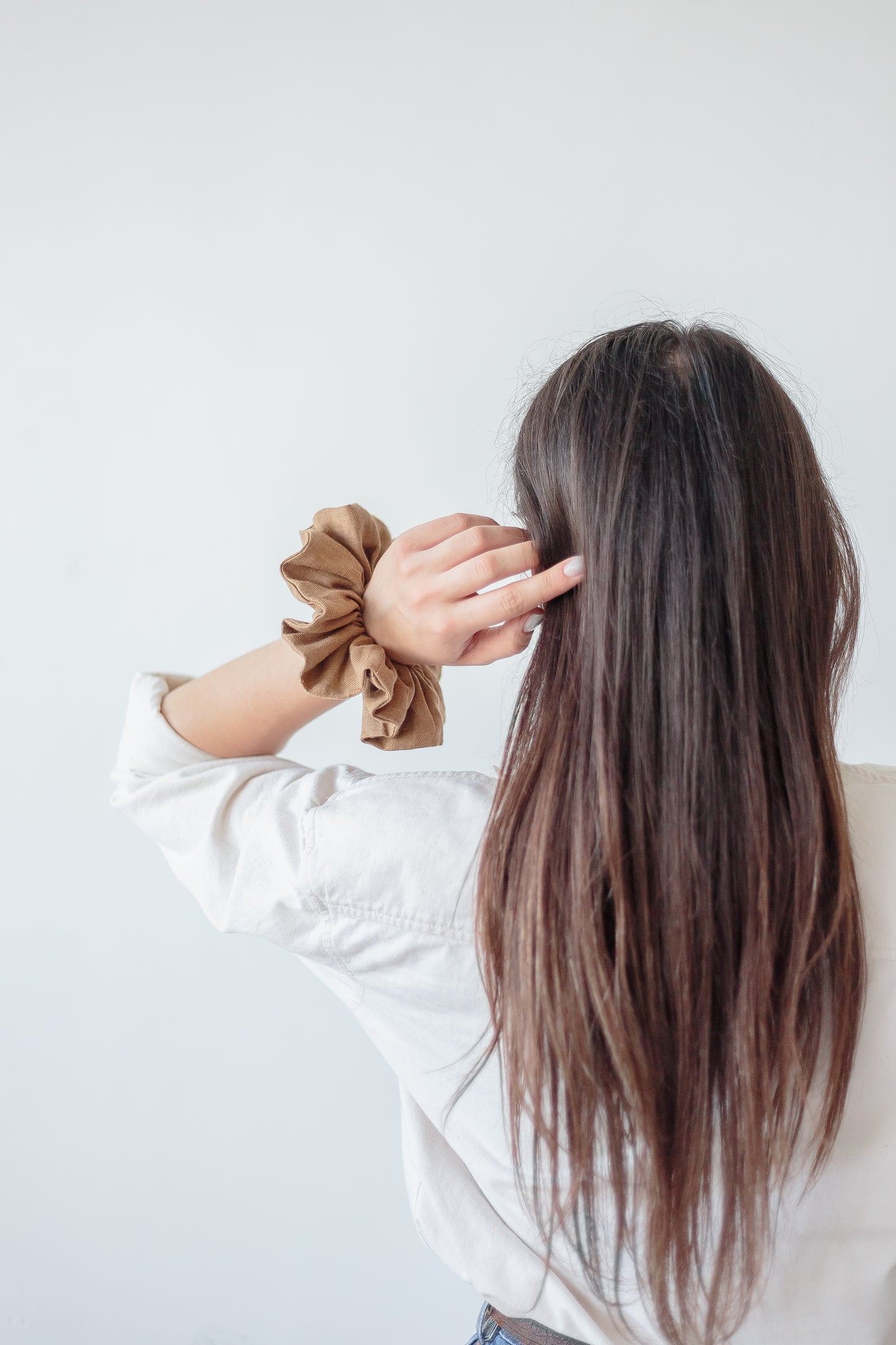 Linen Scrunchie Caramel Brown