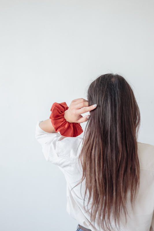 Linen Scrunchie Barn Red