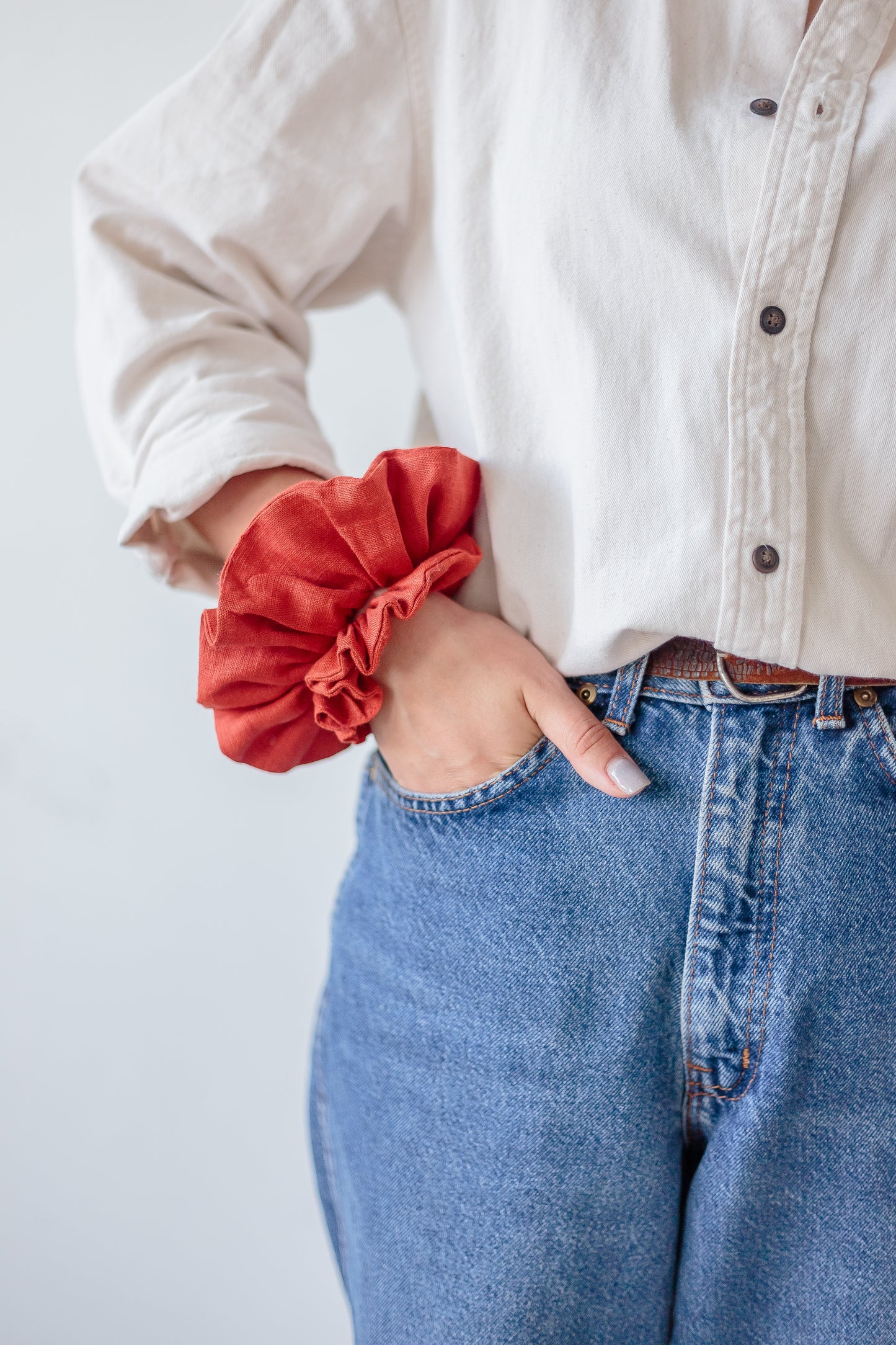 Linen Scrunchie Barn Red